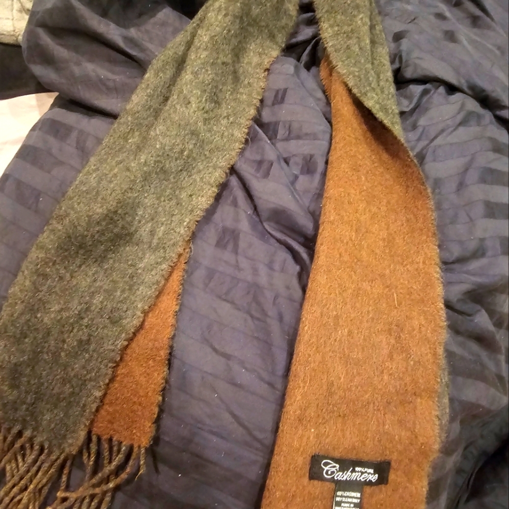 100% Cashmere Scarf